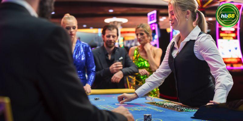 Cách kết hợp các quân bài mạnh